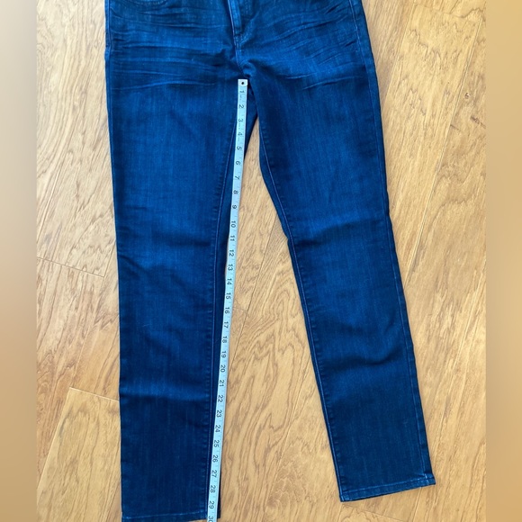 GAP REAL STRAIGHT Dark wash Jeans Sz 6 - Picture 3 of 7